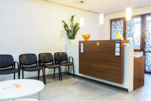 Q Med - Stomatologie fara durere - QMed_cabinete_(15_of_60)_resize.jpg