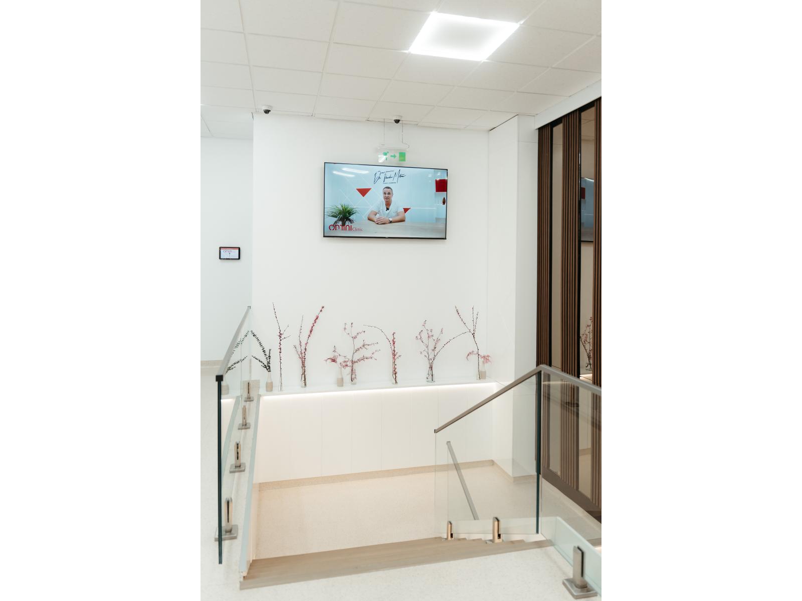 OminiClinic - OminiClinic_-_20_Ani_018.jpg