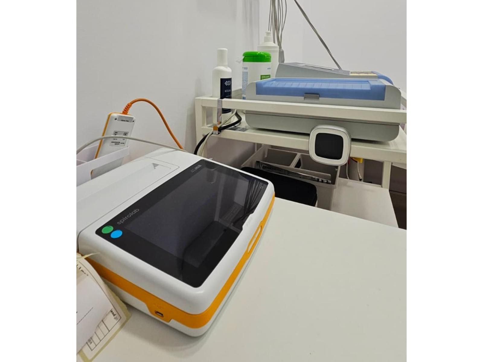 Armina ClinicMed - analize-medicale-point-of-care.jpg