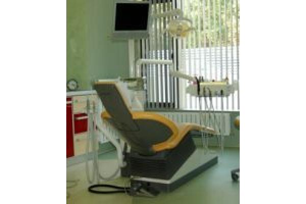 Clinica stomatologica DentalMed - cabinet2.jpg