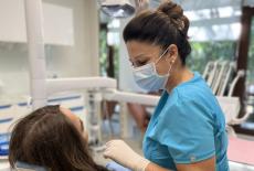 Cat rezista o coroana dentara? Cum alegi cea mai potrivita optiune