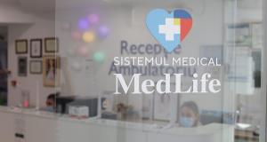 MedLife, liderul pietei de servicii medicale private din Romania, a inregistrat anul trecut o cifra de afaceri consolidata pro-froma de pana la 453 milioane euro, in crestere cu 25% fata de 2022