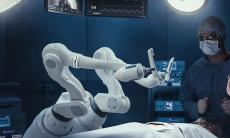 Chirurgia robotica ortopedica ROSA Knee la MedLife: beneficii si echipa medicala