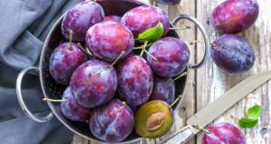 Prunele, sursa de vitamine si minerale