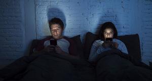 Anxietatea asociata COVID-19 poate produce insomnii. Iata cum te poti odihni mai bine in aceasta perioada 