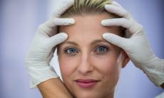 La ce varsta ar trebui sa incepi preventia ridurilor? Raspunsul dermatologilor te va surprinde