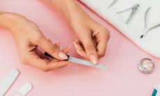 Manichiura permanenta si semipermanenta: sfaturi pentru unghii sanatoase